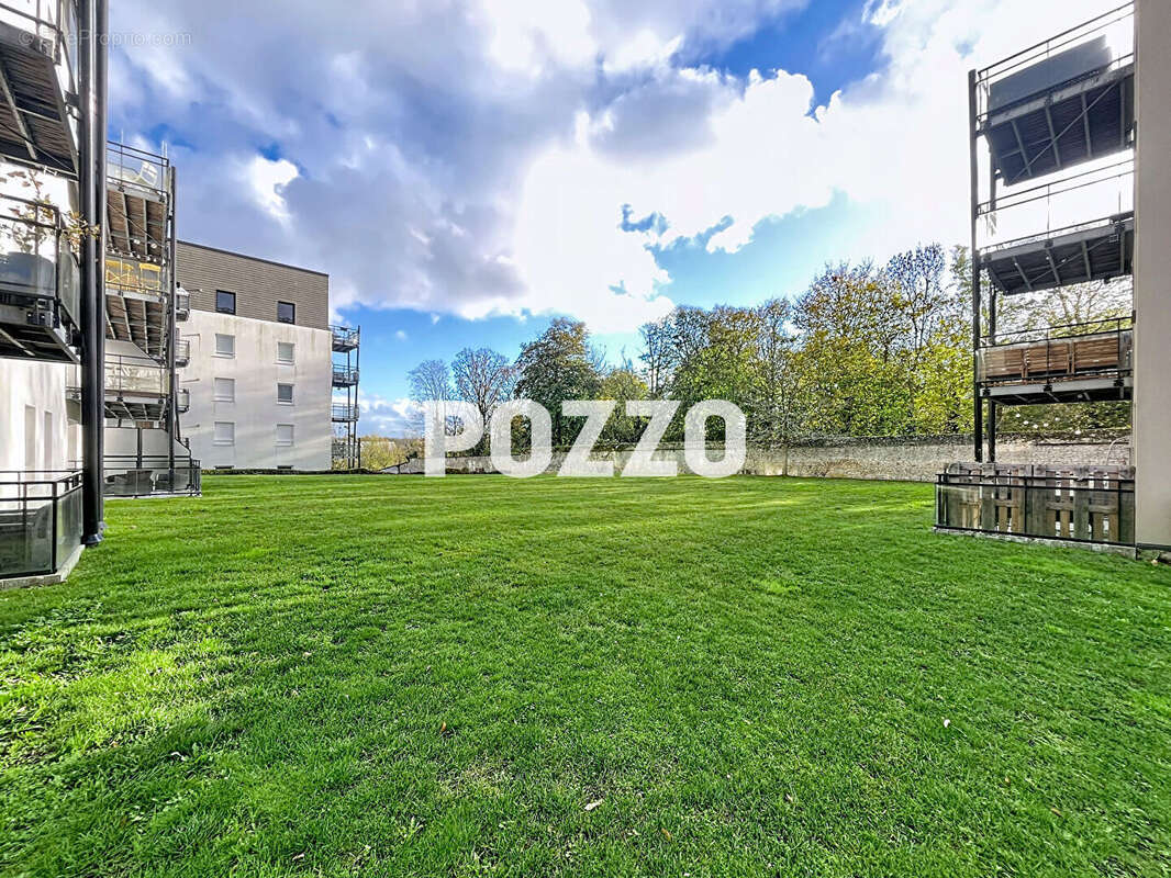 Appartement à HEROUVILLE-SAINT-CLAIR