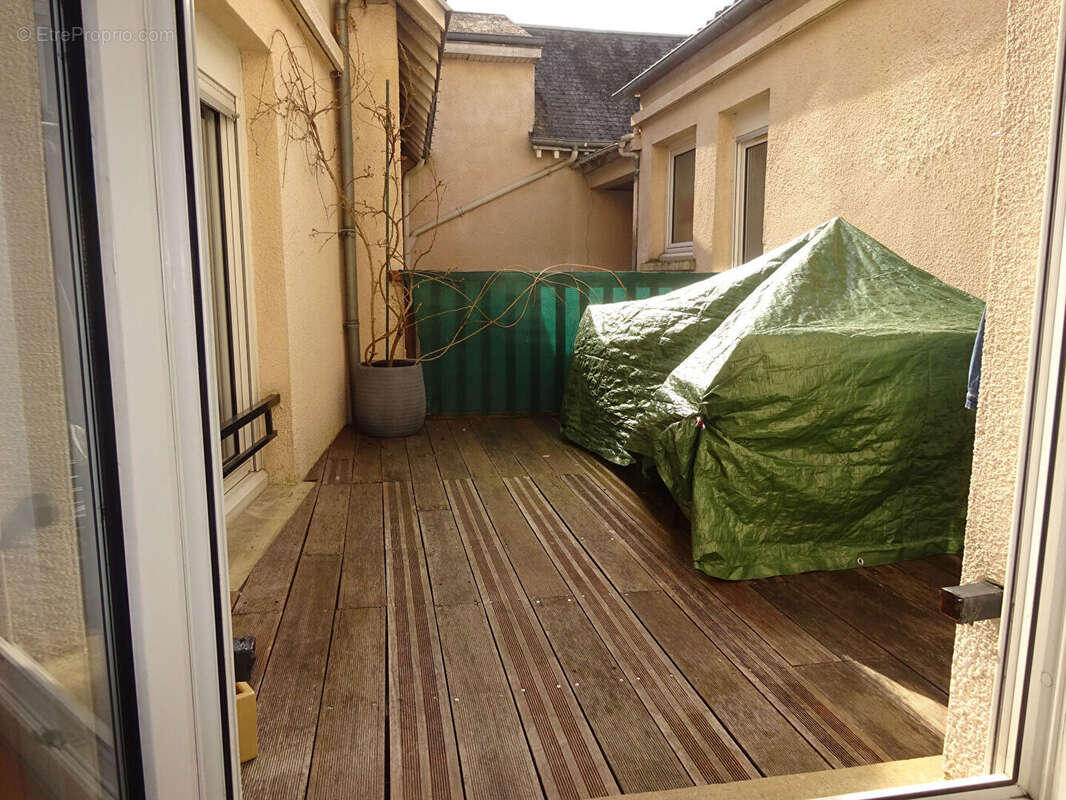 La Ferté-Bernard, hypercentre, appartement 85m² type F4 avec terrasse extérieure - photo 10