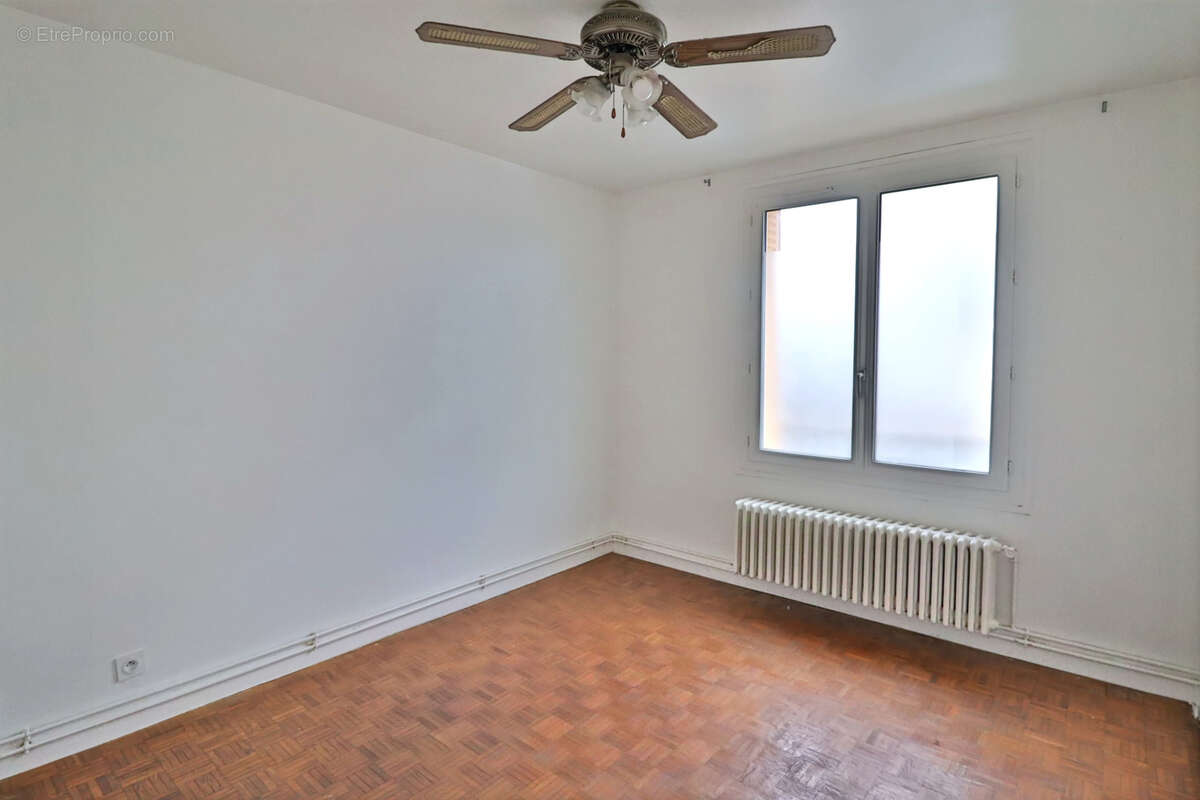 Appartement à LA CHAPELLE-SAINT-LUC
