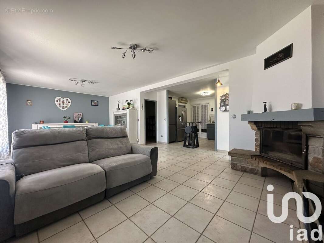 Photo 4 - Maison à VILLENEUVE-SUR-YONNE