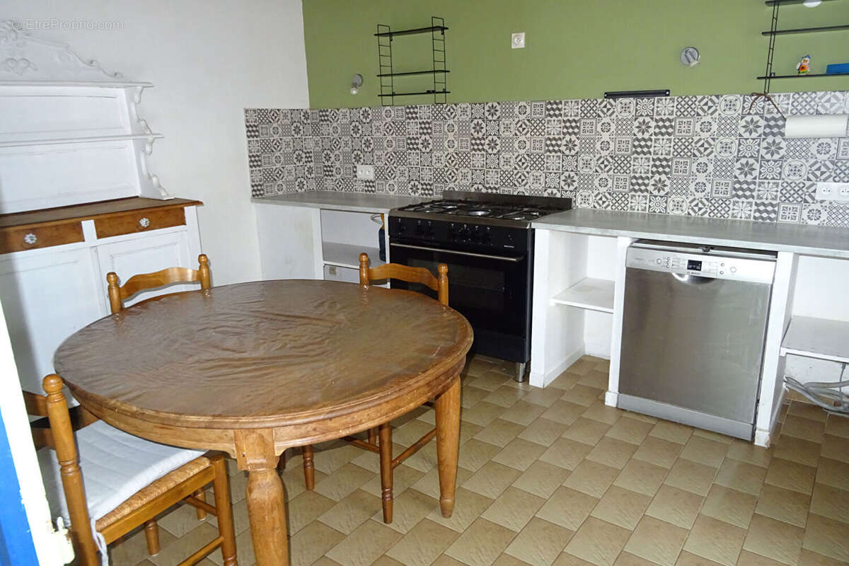 Maison à LA BAZOCHE-GOUET