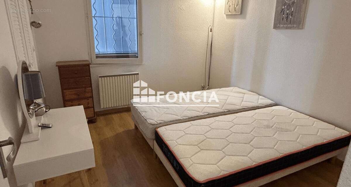 Appartement à SAINT-CYR-SUR-MER