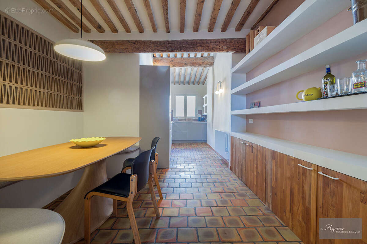 Appartement à AIX-EN-PROVENCE