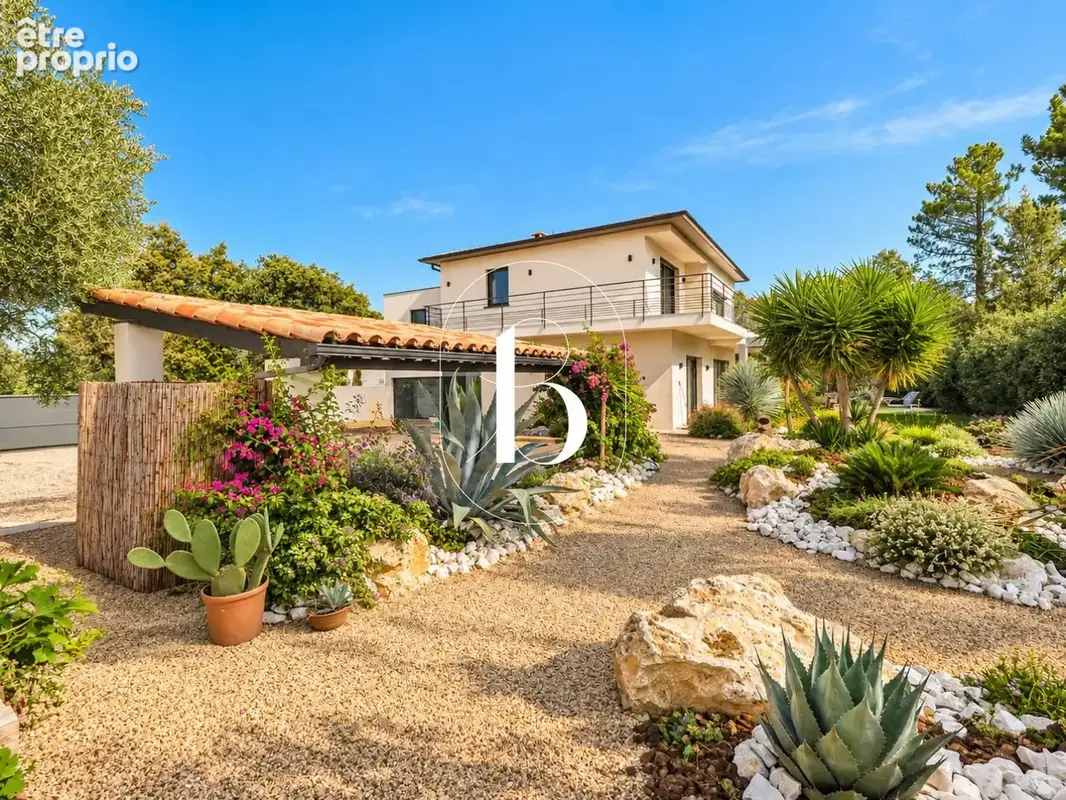 Élégante villa contemporaine aux portes d'Uzès, dans un environnement privilégié - photo 31