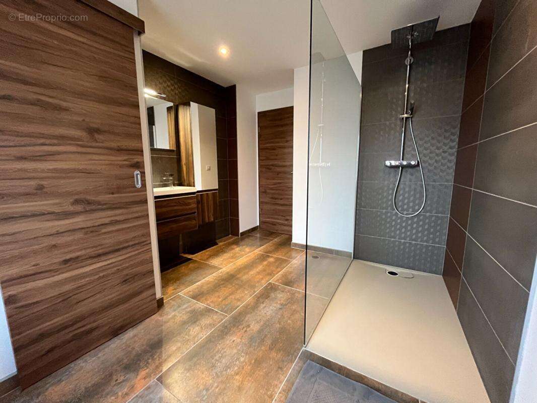 Appartement à MAICHE