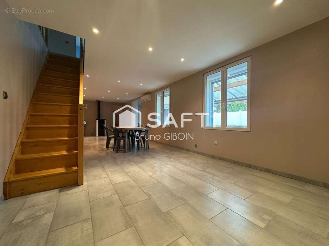Photo 5 - Maison à POILLY-LEZ-GIEN