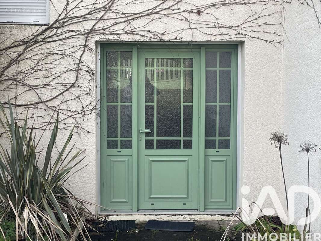 Photo 2 - Maison à COGNAC