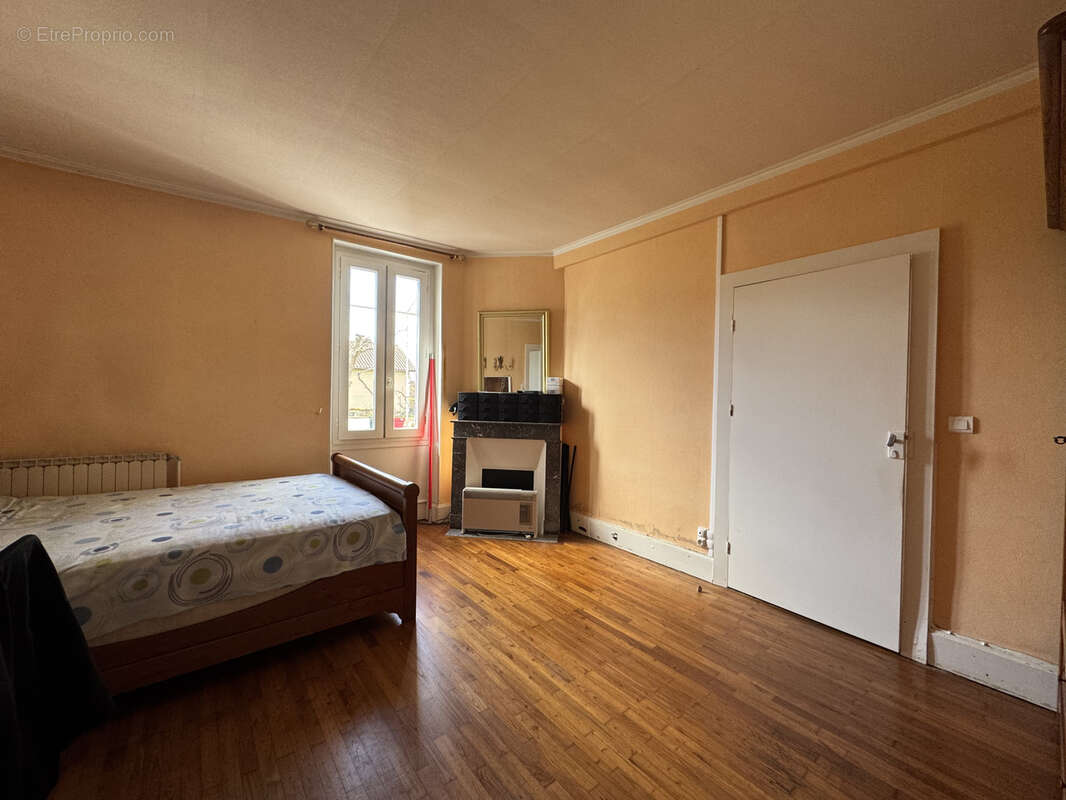 Maison à VILLENEUVE-SUR-LOT