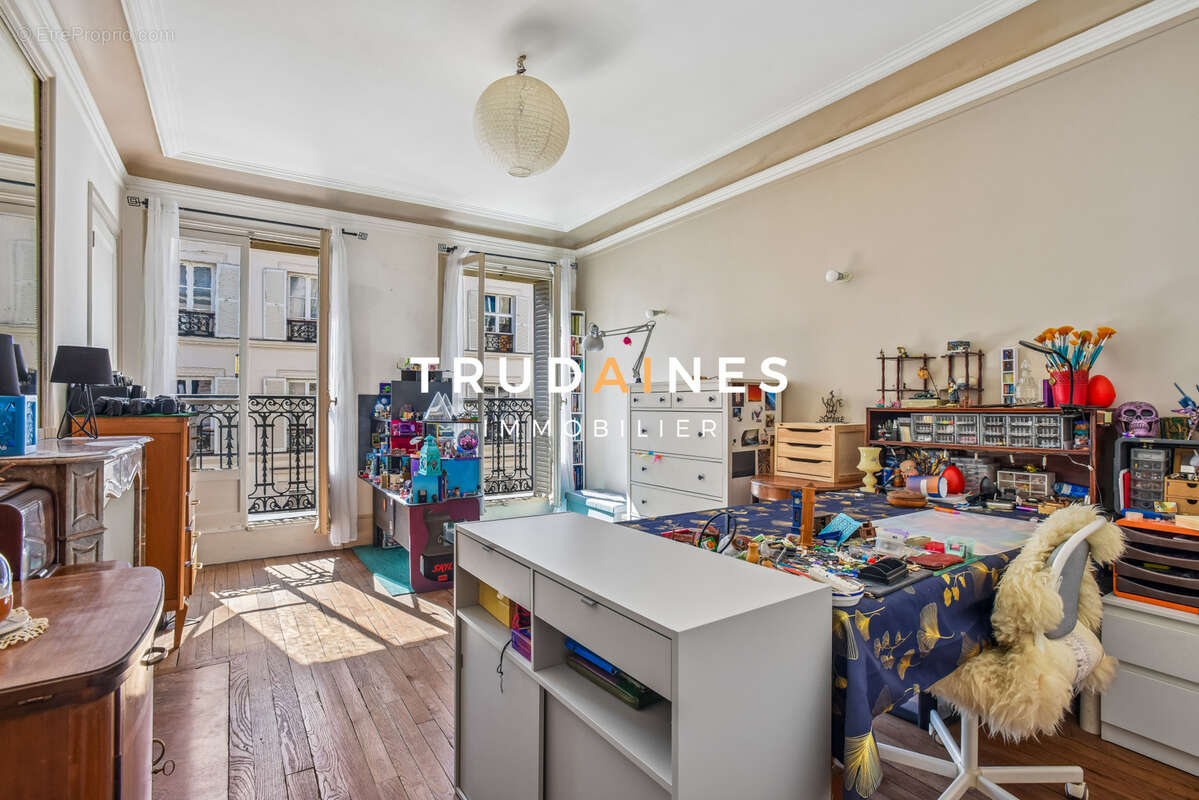 Appartement à PARIS-9E