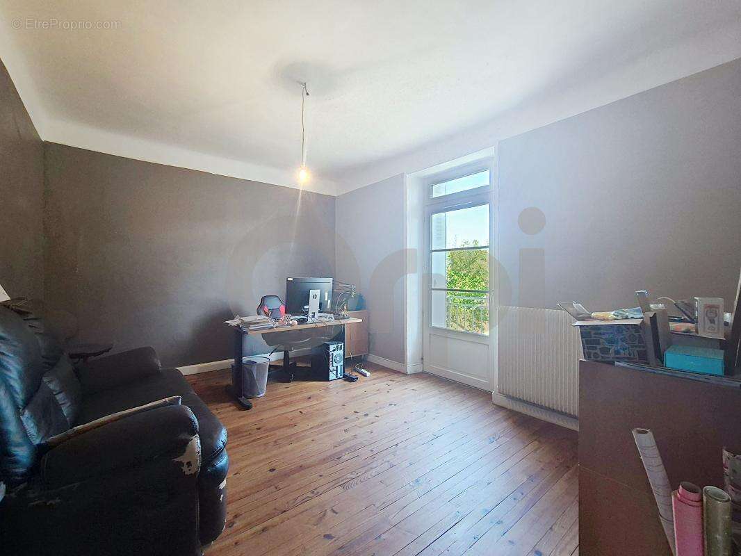 Terrasson-Lavilledieu (24) : maison en pierre 5 chambres avec piscine - photo 10