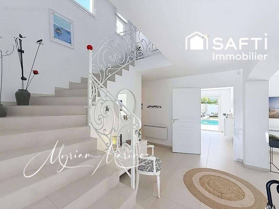 Photo 4 - Maison à FREJUS