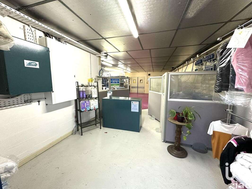 Photo 9 - Commerce à EPINAL