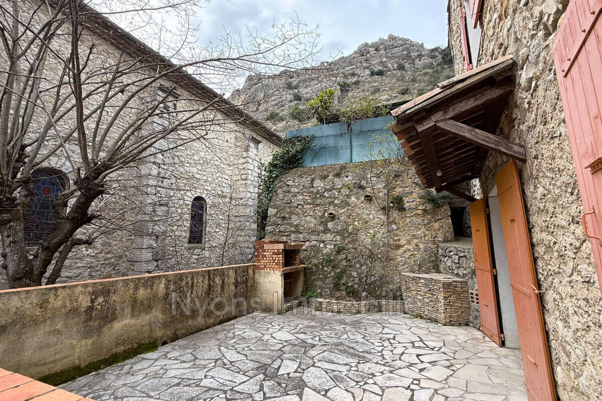 Appartement à LES PILLES