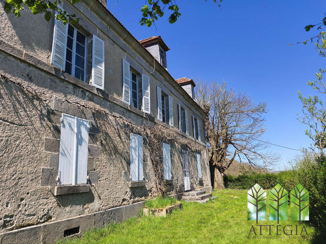 Maison 261 m² à Lupersat  - photo 5
