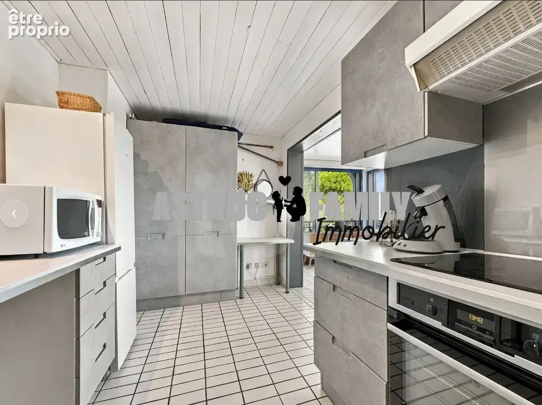Appartement la grande motte - p2 cabine -parking- climatisation - photo 2