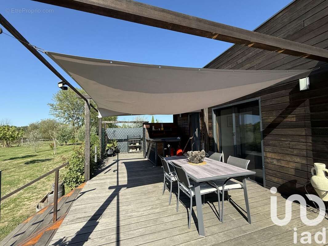 Photo 2 - Maison à VILLEFRANCHE-DE-LONCHAT