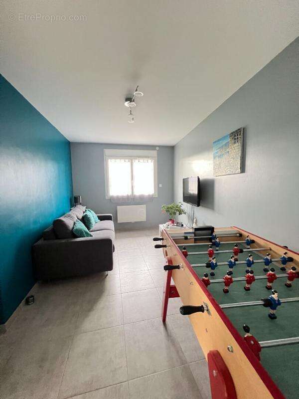 Maison rénovée avec jardin et piscine - photo 12