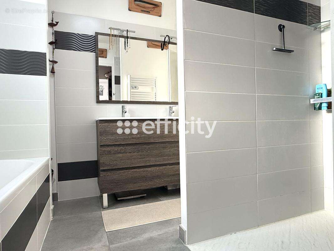 Maison 127 m² à Medis  - photo 8