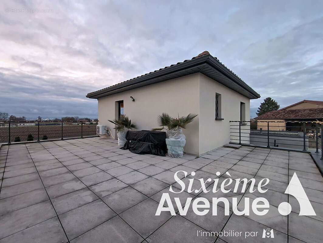 Maison à COLOMBIER-SAUGNIEU