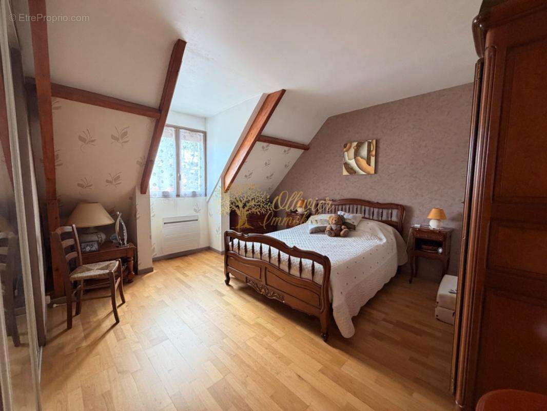 Maison à OZOIR-LA-FERRIERE