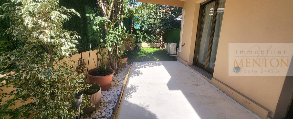 Appartement à ROQUEBRUNE-CAP-MARTIN