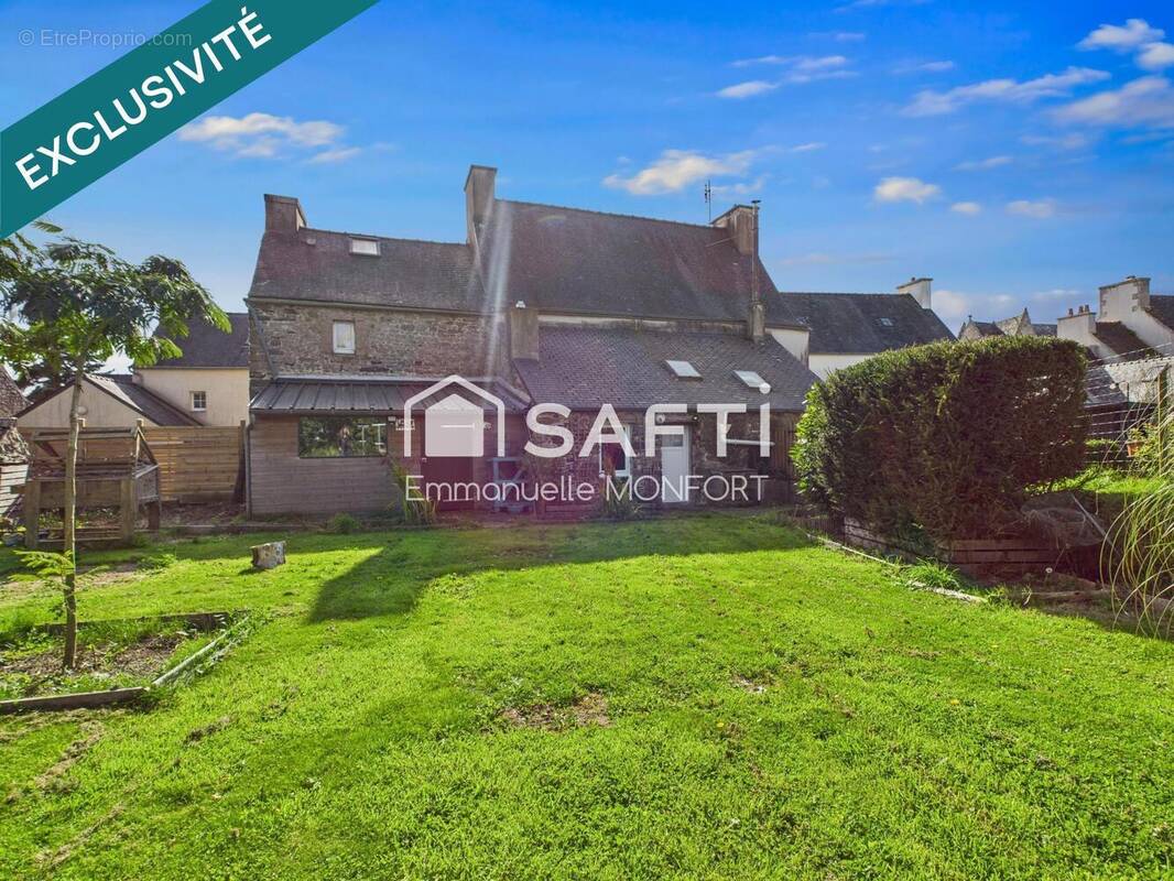 Photo 1 - Maison à PLEYBER-CHRIST