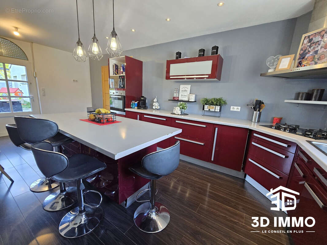 Maison à LEZ-FONTAINE