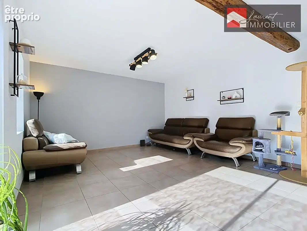 Exclusivite uchizy: maison de 150 m² - photo 10