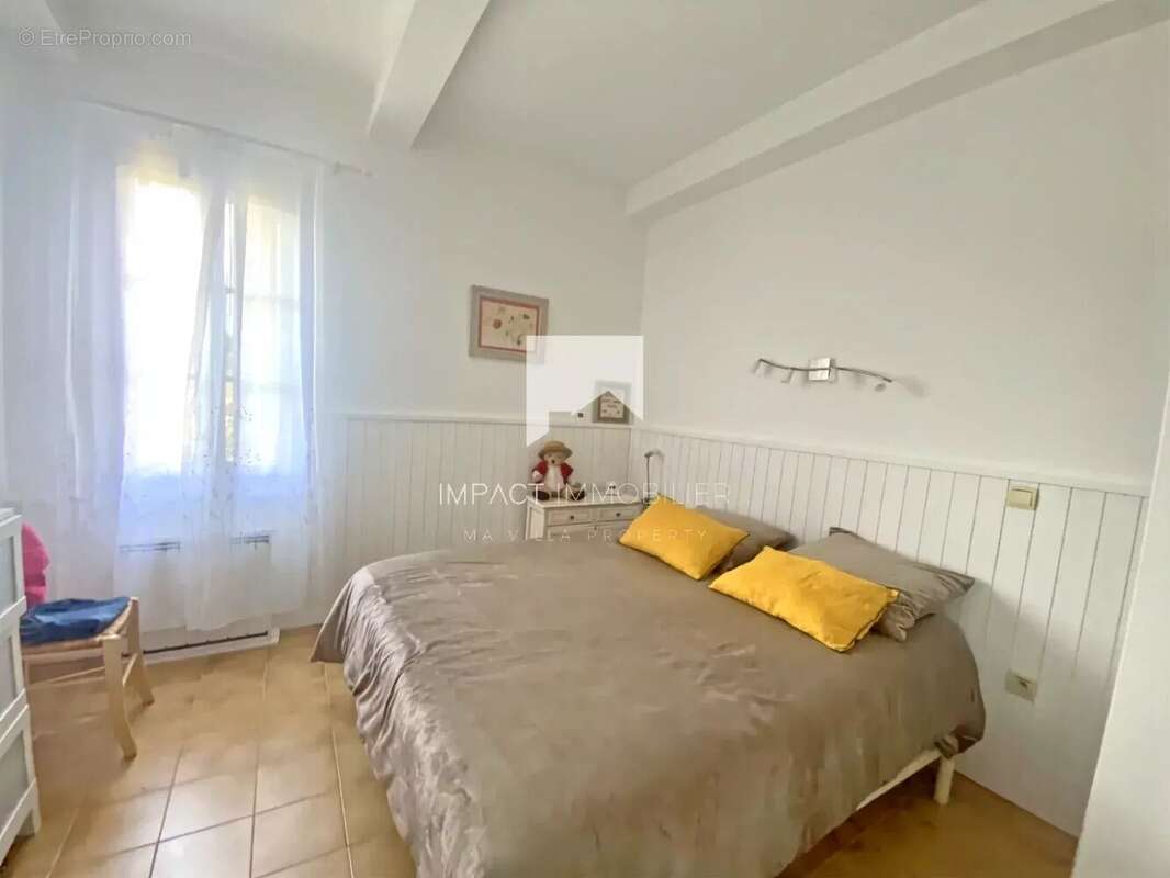 Maison à CARQUEIRANNE