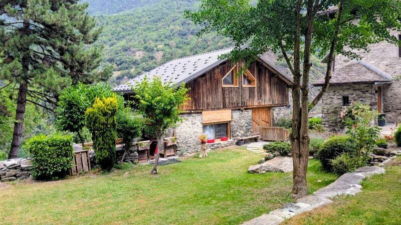 Ensemble immobilier d’exception- presbytère- Tarentaise COURCHEVEL (73) - photo 7