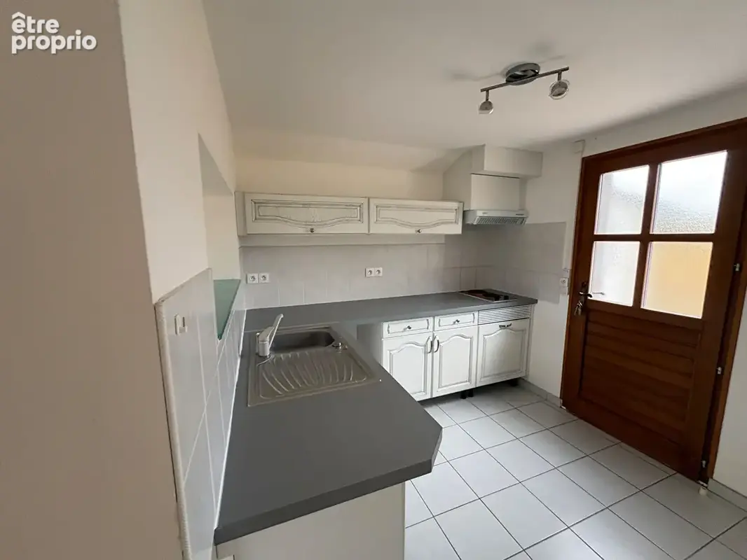Maison 60 m² à Chambon  - photo 13