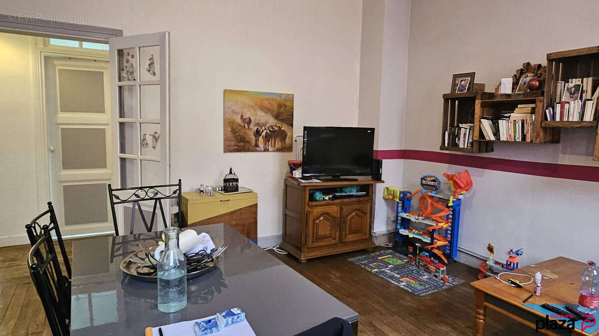 Appartement à ETRECHY