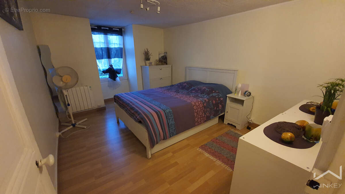 Appartement à VILLENEUVE-LE-ROI