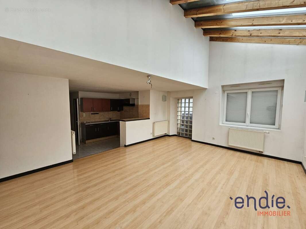 Appartement à BAVILLIERS