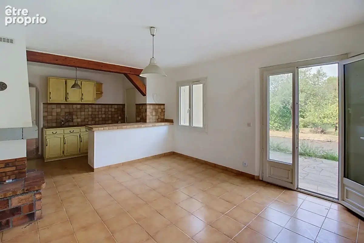Maison Lorgues de 162 m2 avec piscine 10x6  et garage sur un terrain de 7567m2 - photo 11