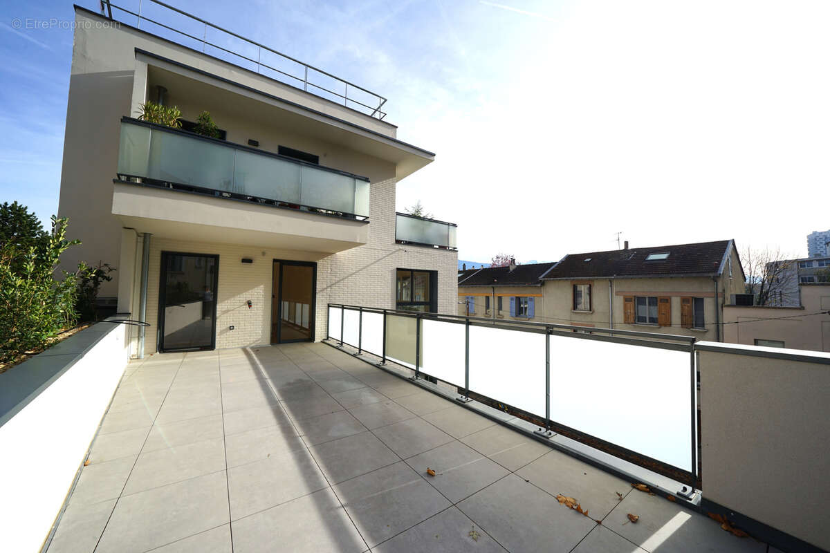 Appartement à GRENOBLE