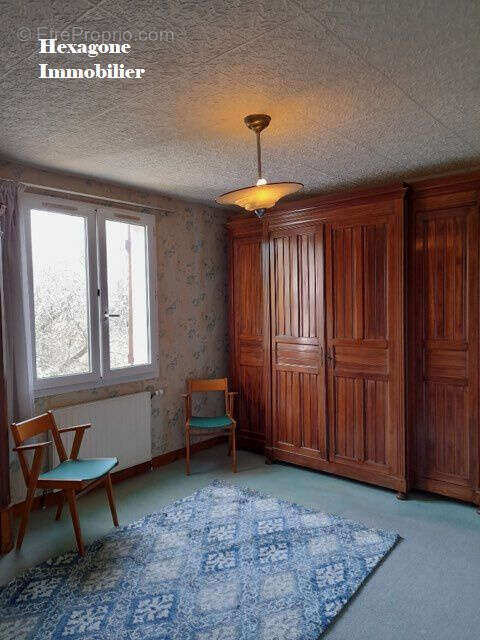 Maison à FAVERELLES
