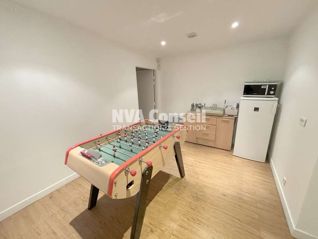 Commerce à SAINT-LEU-LA-FORET