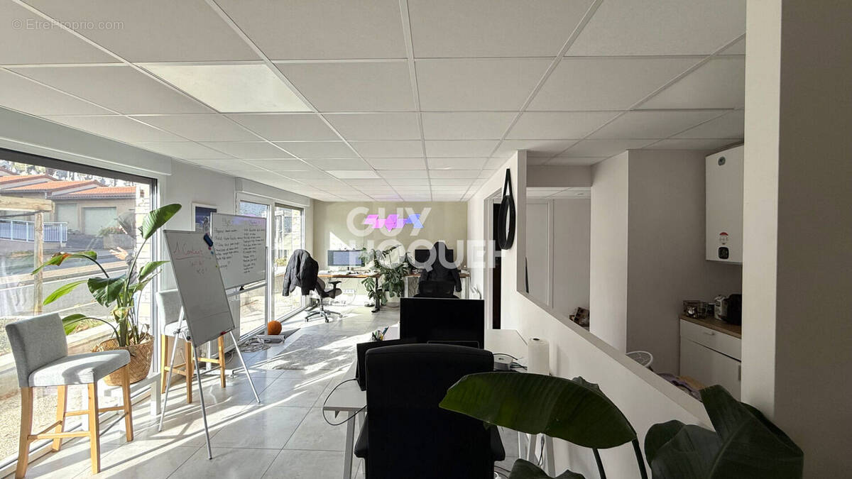 Commerce à SAINT-MAURICE-SUR-DARGOIRE