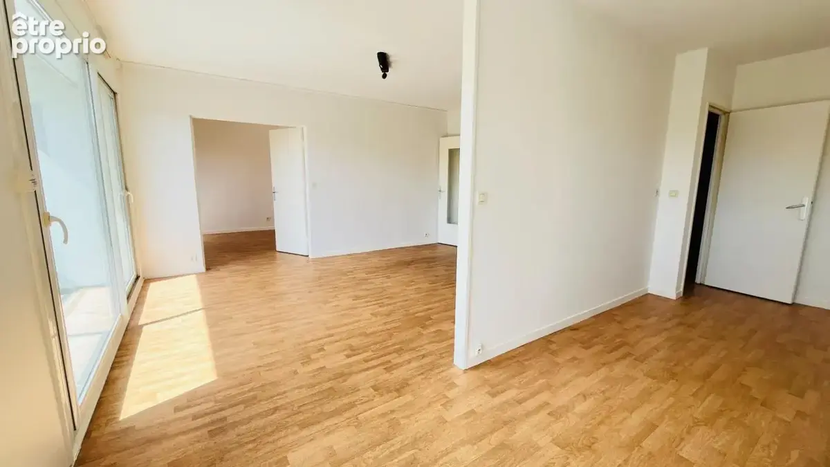 Appartement Angers 4 pièces 79 m2 balcon Place Jean XXIII - photo 4