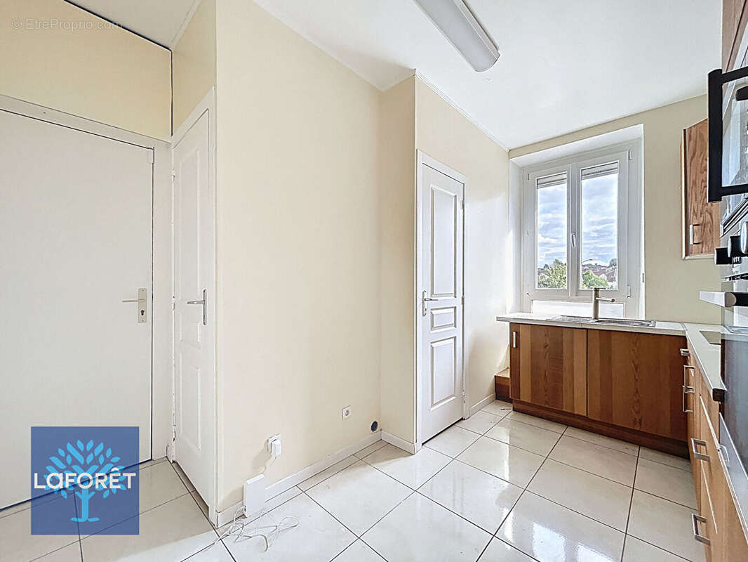 Appartement à CORBEIL-ESSONNES