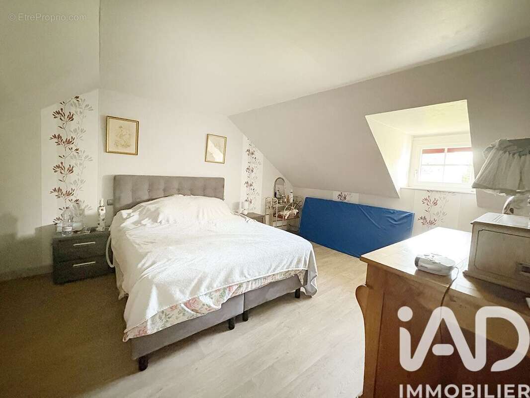 Photo 8 - Maison à LEUGNY