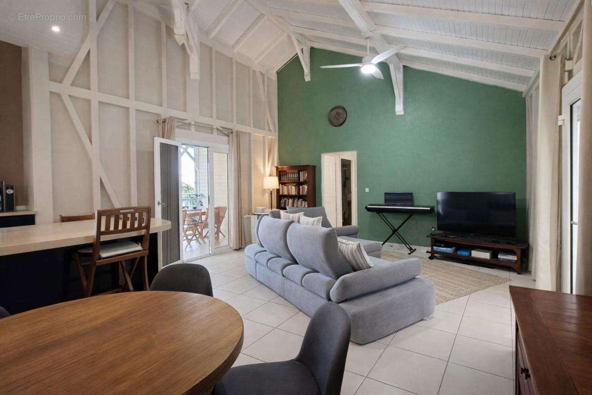 Maison à SAINTE-ROSE