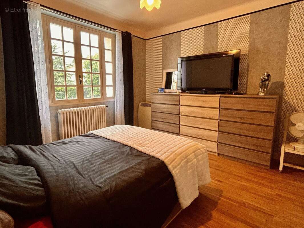Maison de 5 chambres avec vue sur le centre médiéval de Gourdon - photo 6