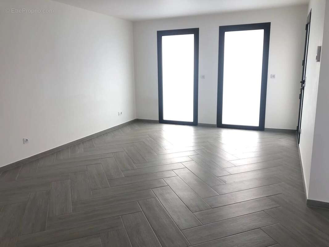 Maison à SARTROUVILLE