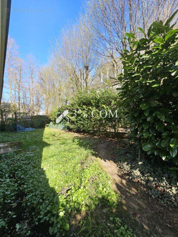 Appartement à LE PLESSIS-TREVISE