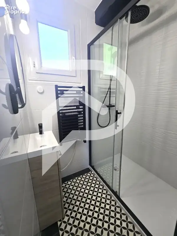 Maison 5 pièces de 130 m²  sur un terrain de 1310 m² - photo 7