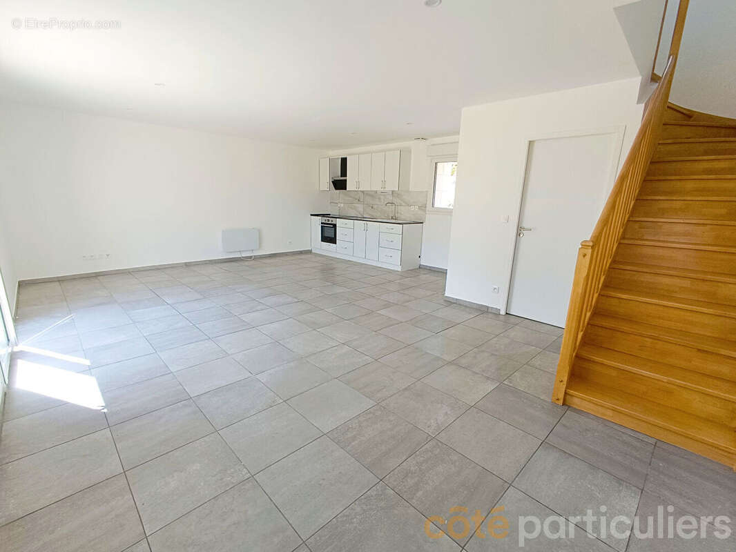 Maison  3 pièces 81 m2 - photo 3