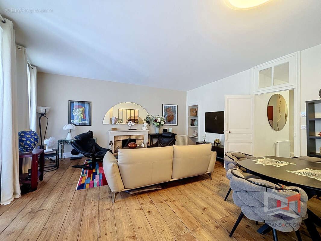 LANNION Centre-ville : Bel appartement 2 chambres - photo 4