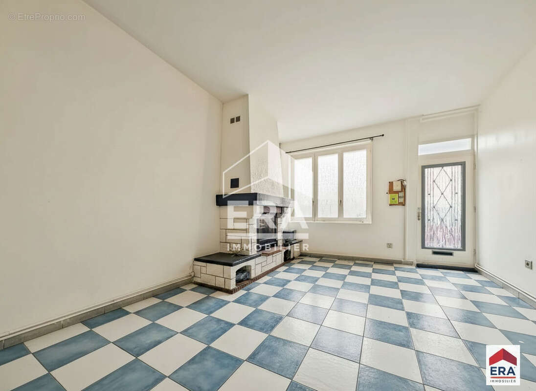 Maison à CROIX